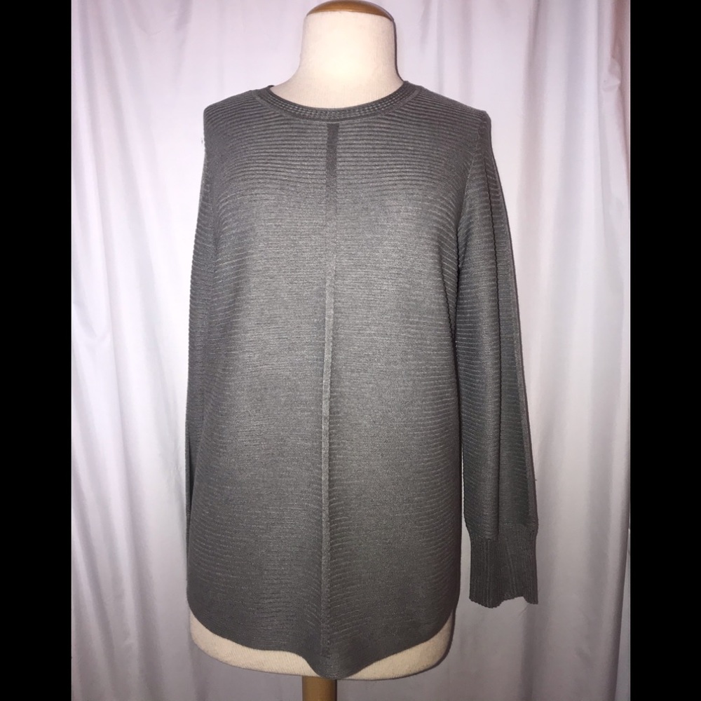 Red- Round neck ribbed gray sweater XXL